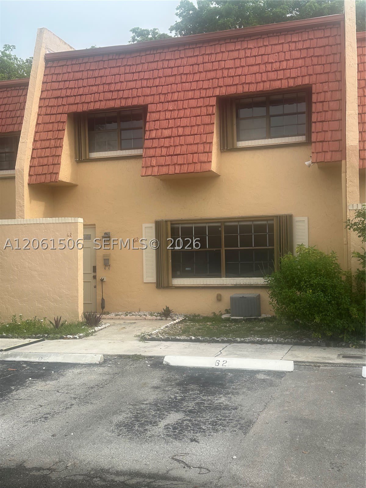 62 Spinning Wheel Ln – photo 1