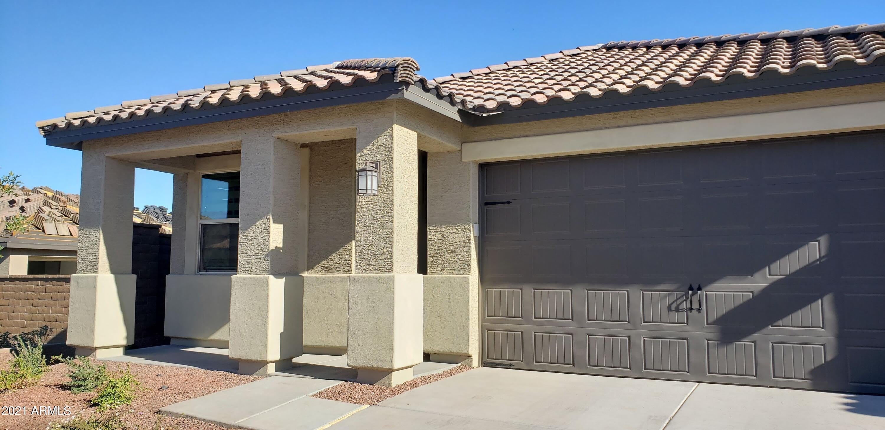 8365 S 165TH Avenue – photo 1
