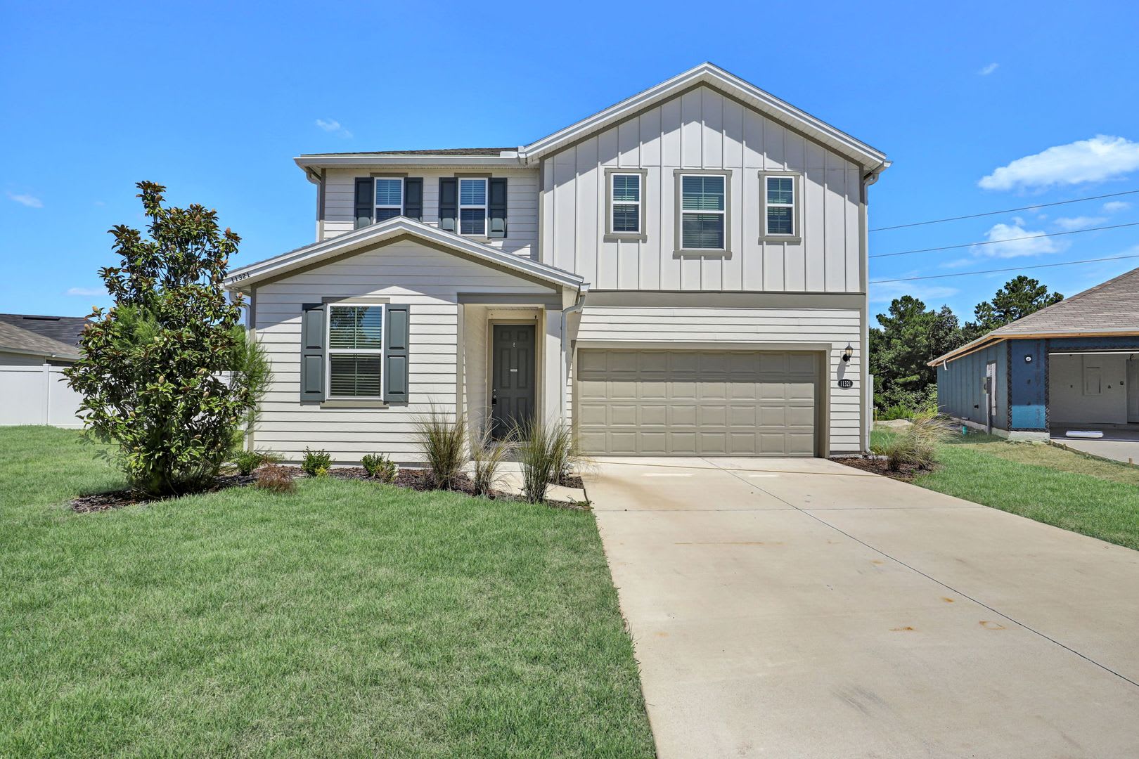 Like new 4 bedroom/ 3 bathroom home on the Westside – photo 1