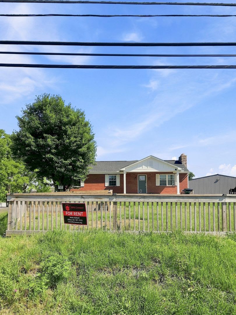 7906 Steubenville Pike – photo 1 of 56