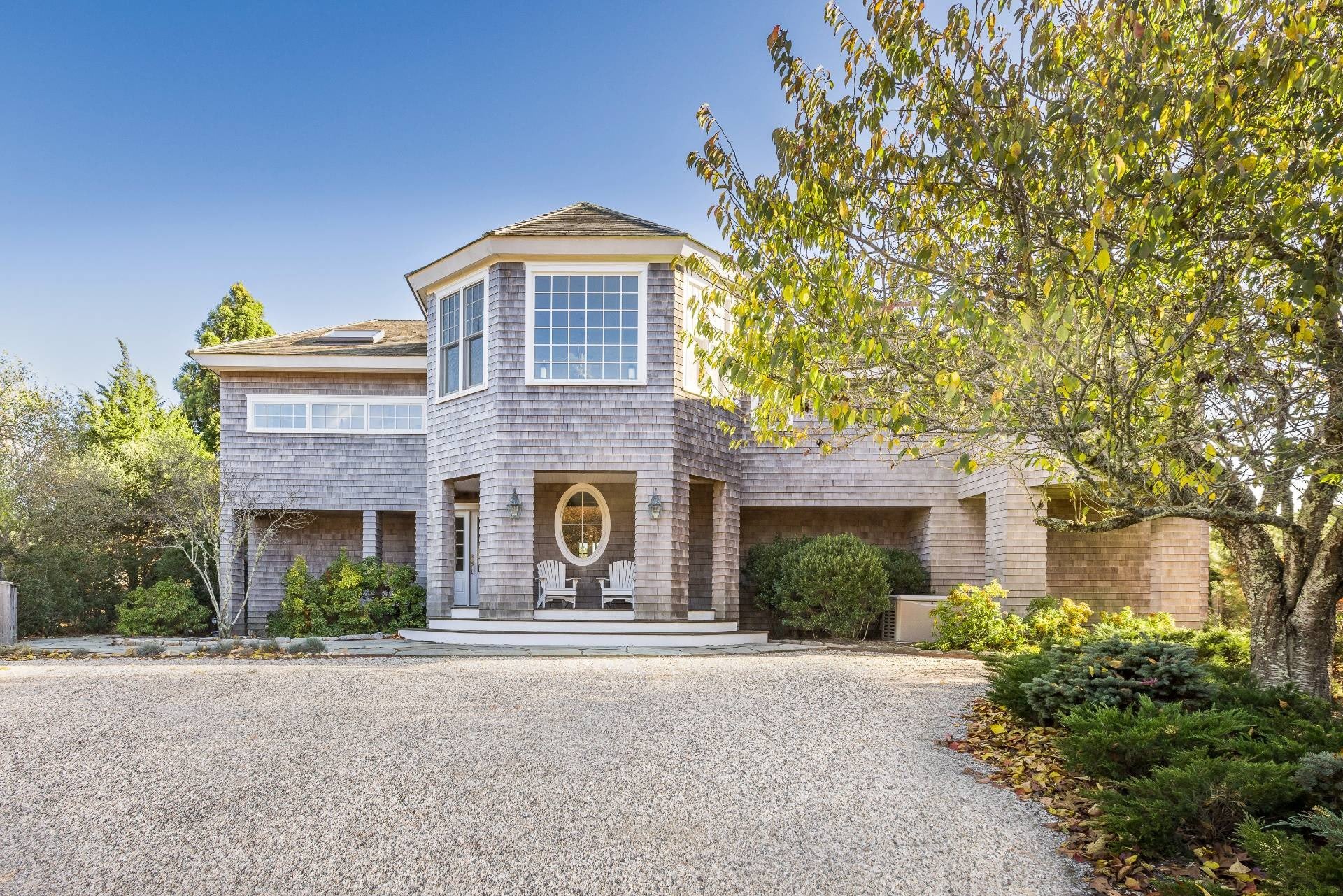55 Seabreeze Lane – photo 1 of 20