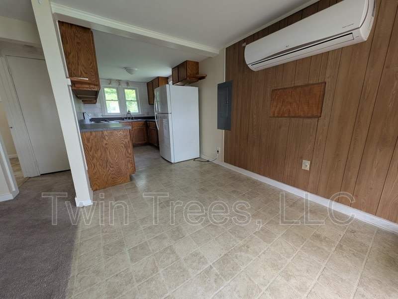 18607 NW Turnpike – photo 1 of 15