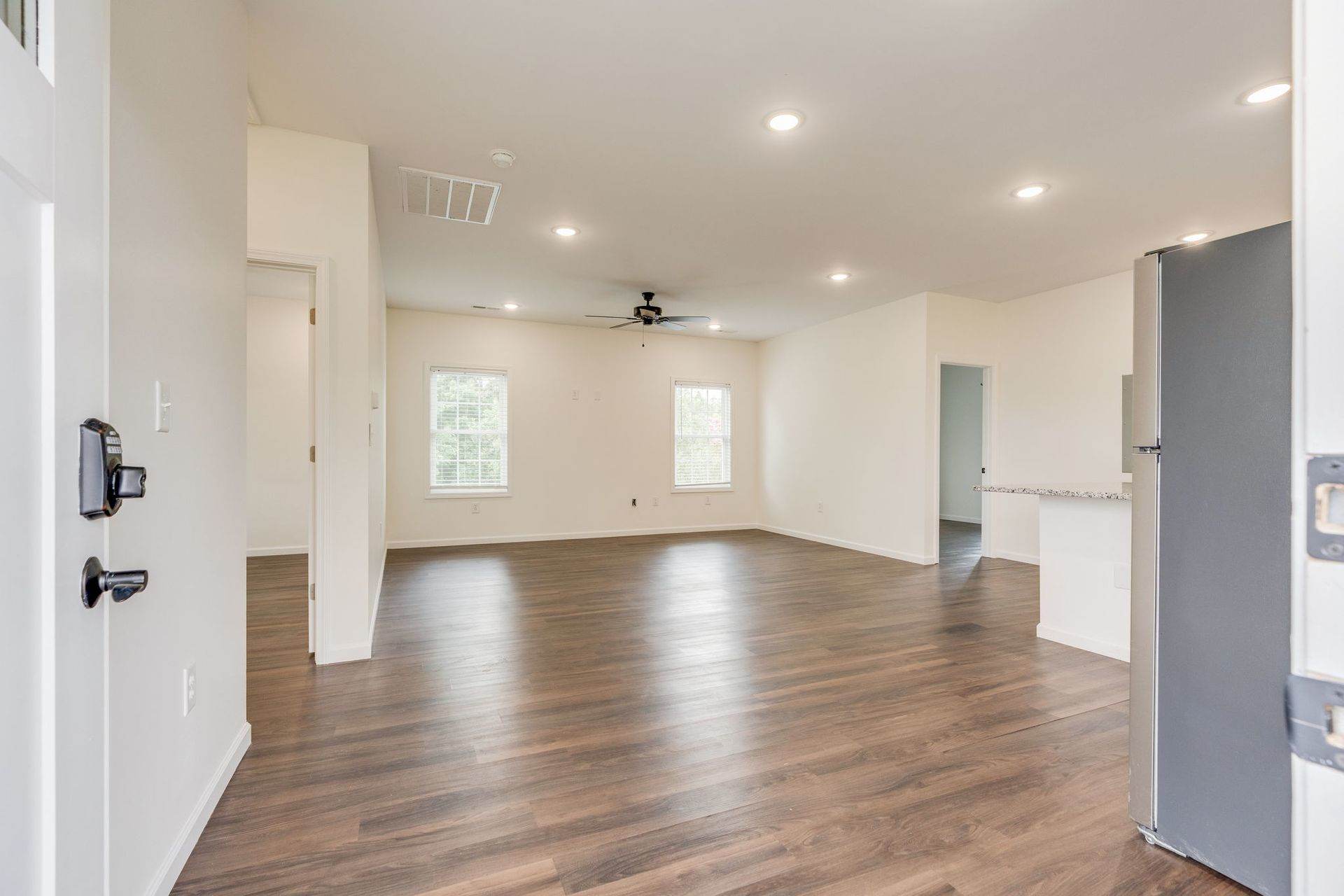216 McKinley Dr #2, Johnson City, TN 37604 – photo 1