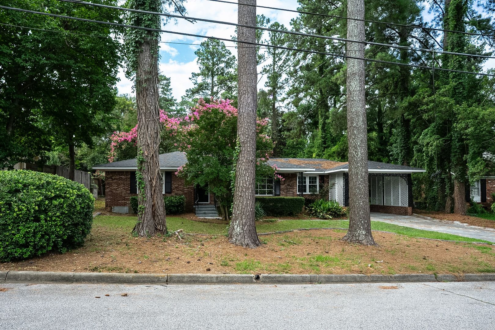 3120 Edinburgh Drive – photo 1
