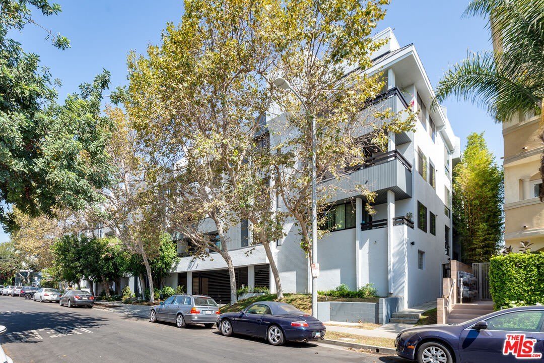 1830 Westholme Ave – photo 1
