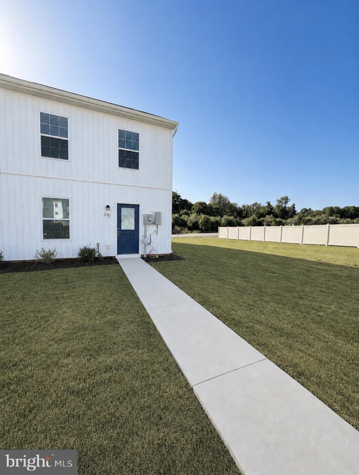 231 WHITE VIOLET Way – photo 1 of 13