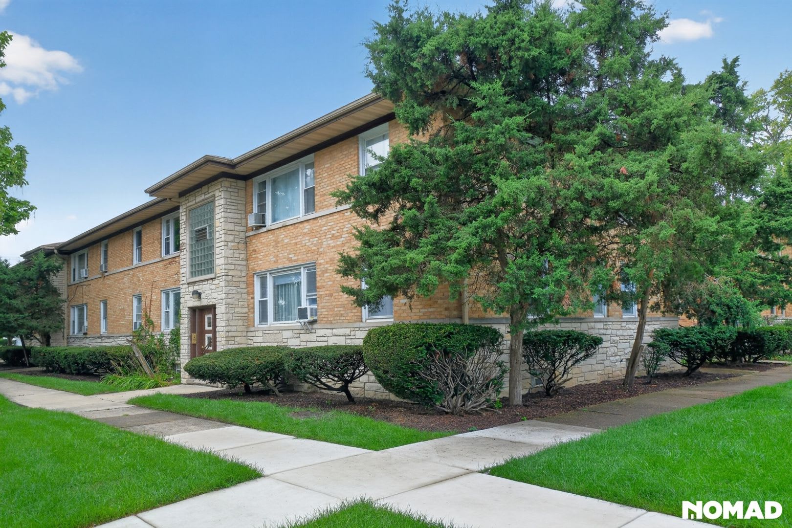 Charming 2BR Condo in Franklin Park – photo 1 of 29
