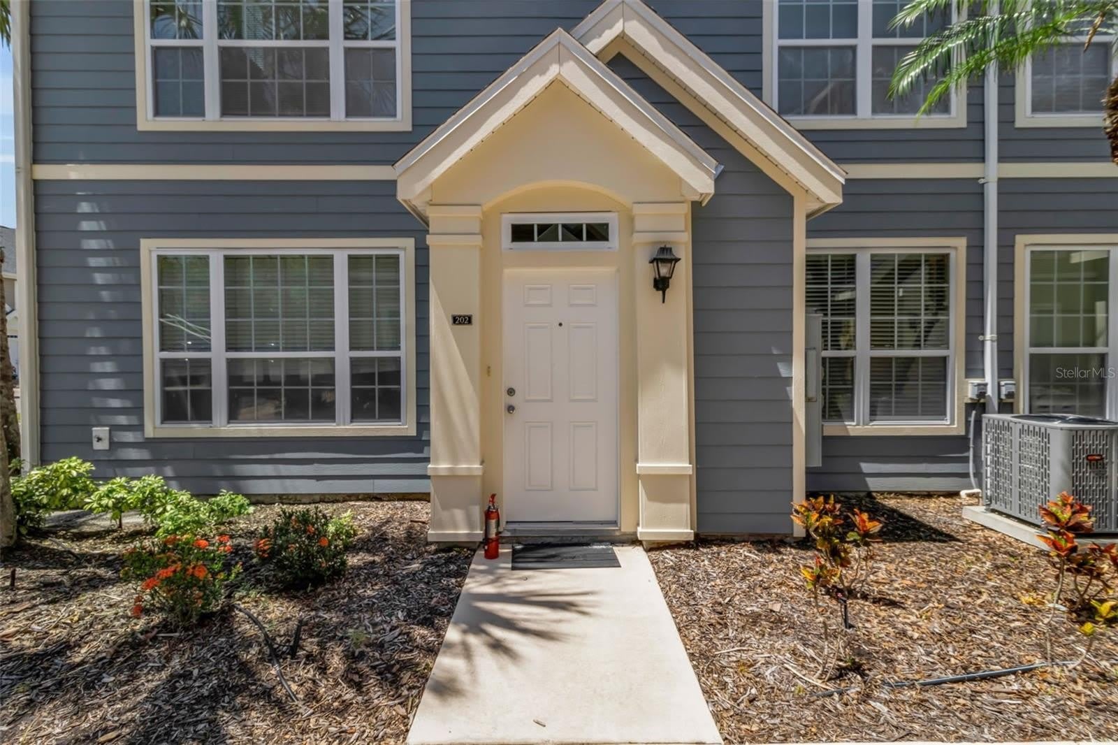 5541 Rosehill Road – photo 1