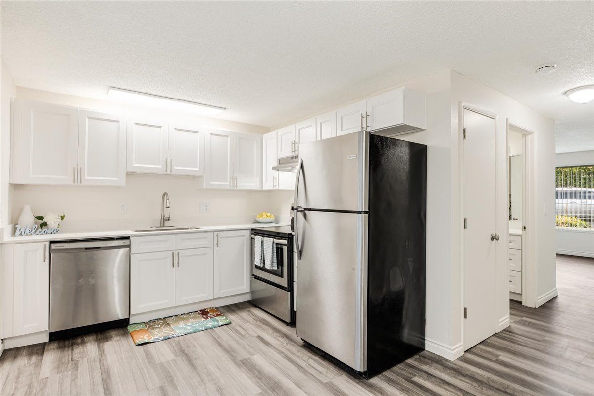 Heritage Crossing Townhome Apartments – photo 1 of 248