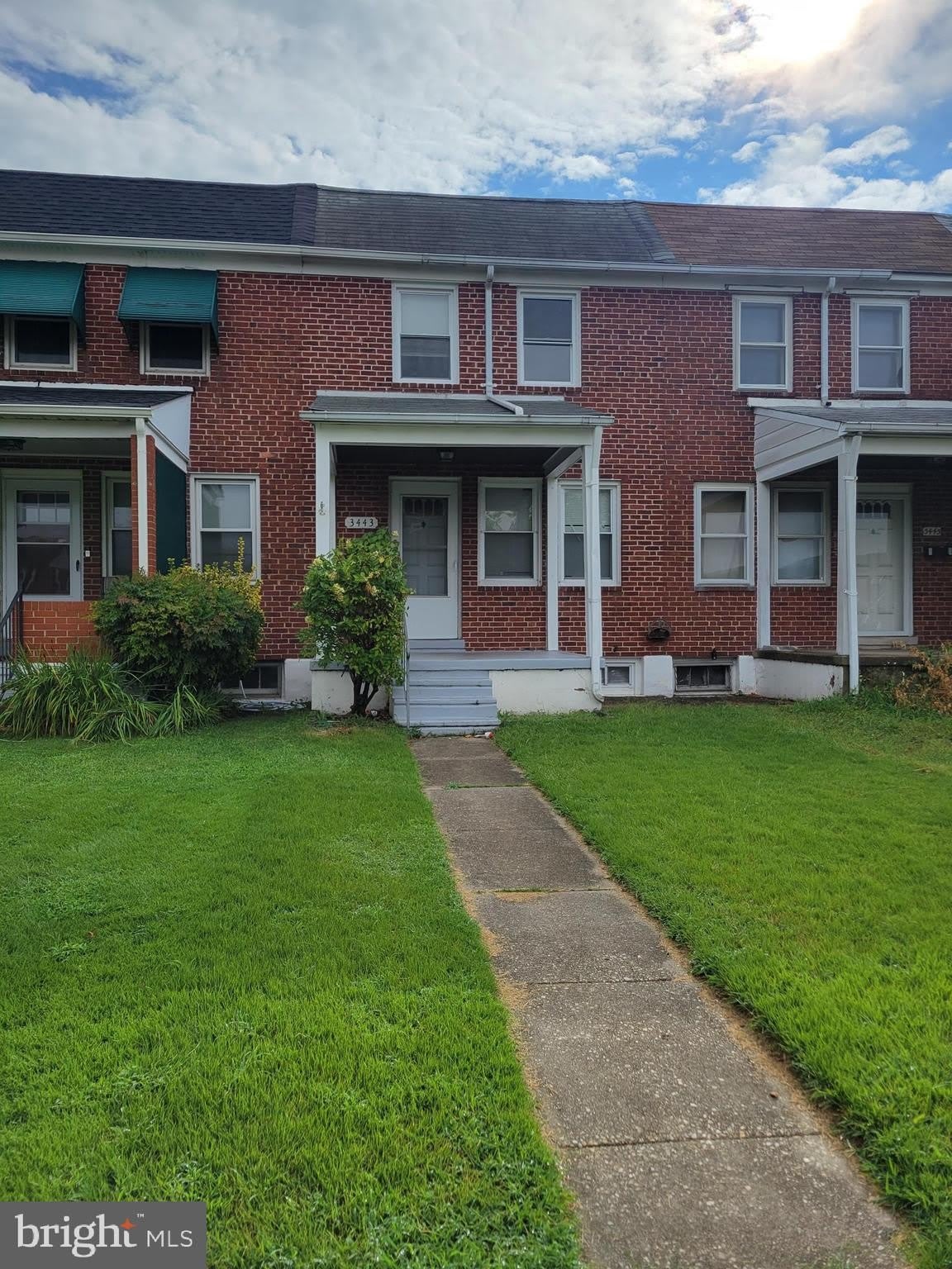 3443 DUNHAVEN Road – photo 1 of 12