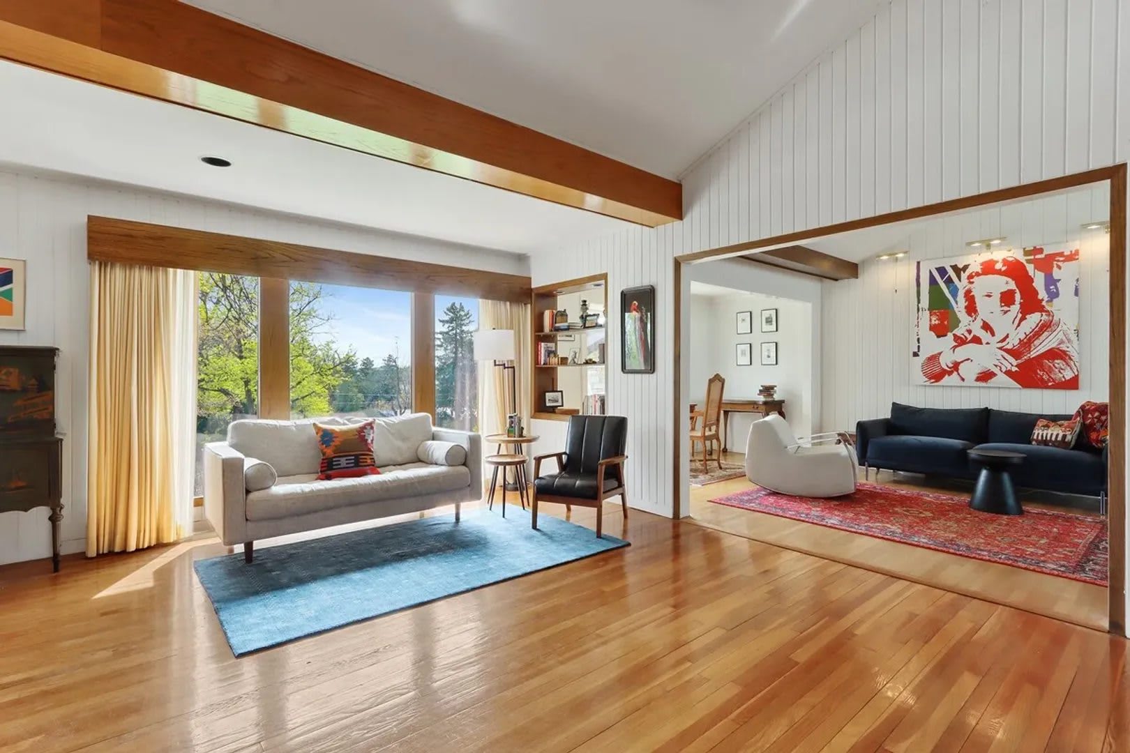 Lake Geneva Lakeview Home Near Downtown Beach Available For Monthly Mid Term Rentals – photo 1 of 14
