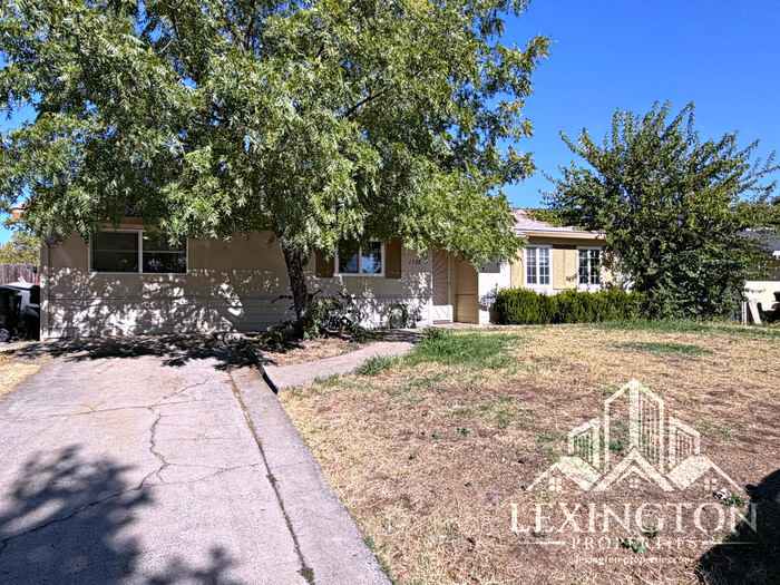 1320 Shadowglen Road – photo 1