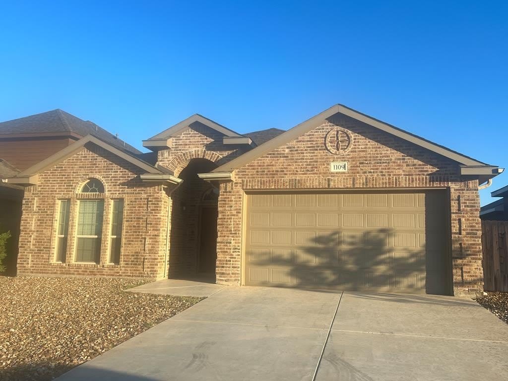 1109 Cerrillos Ave – photo 1 of 22