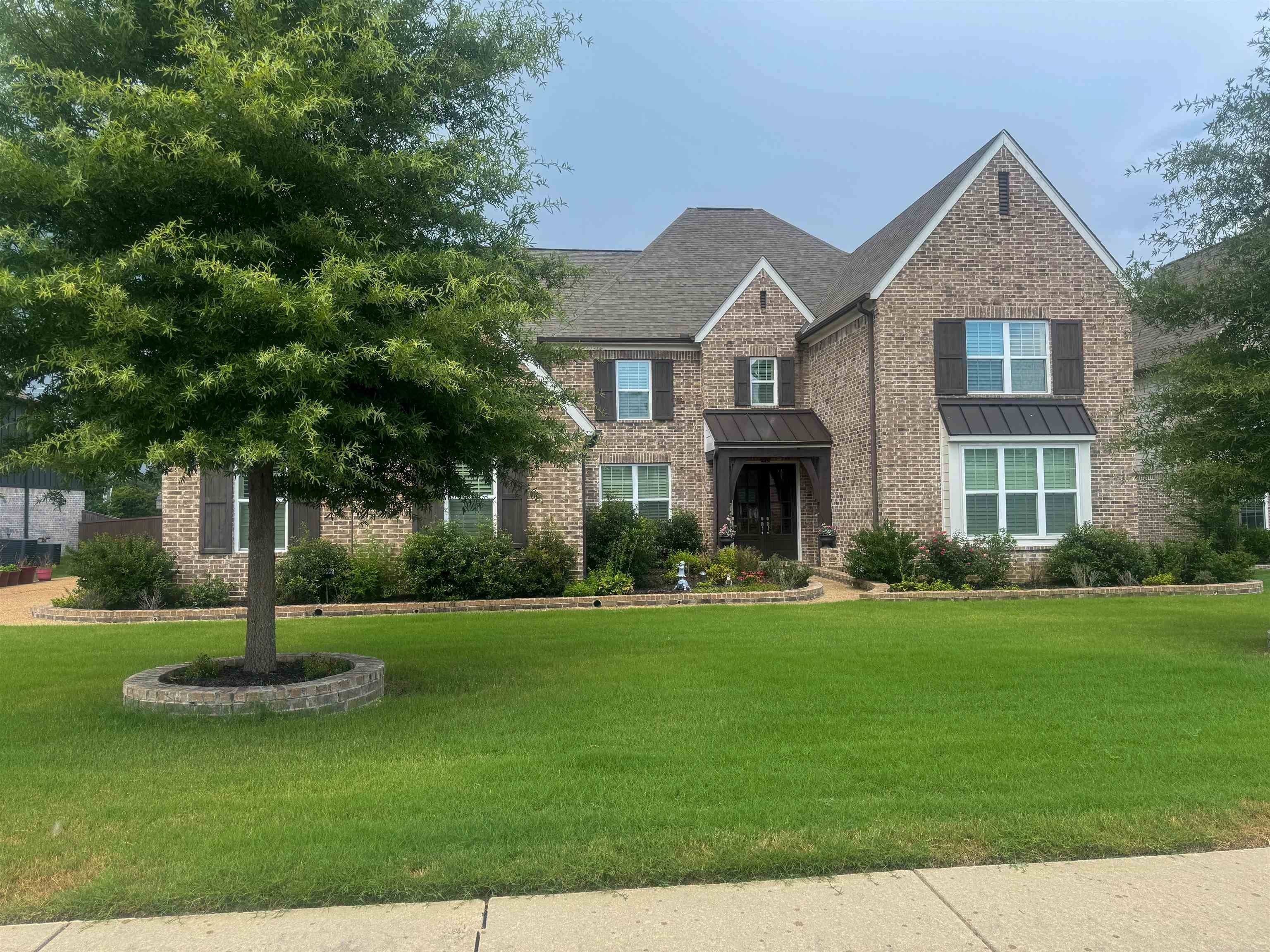 452 Tender Oaks Ln N – photo 1 of 294