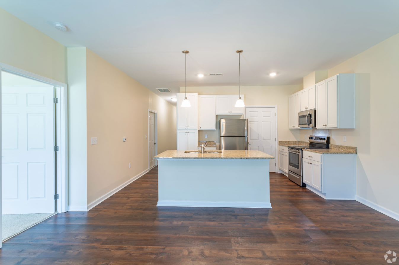 River Oaks Village – photo 1