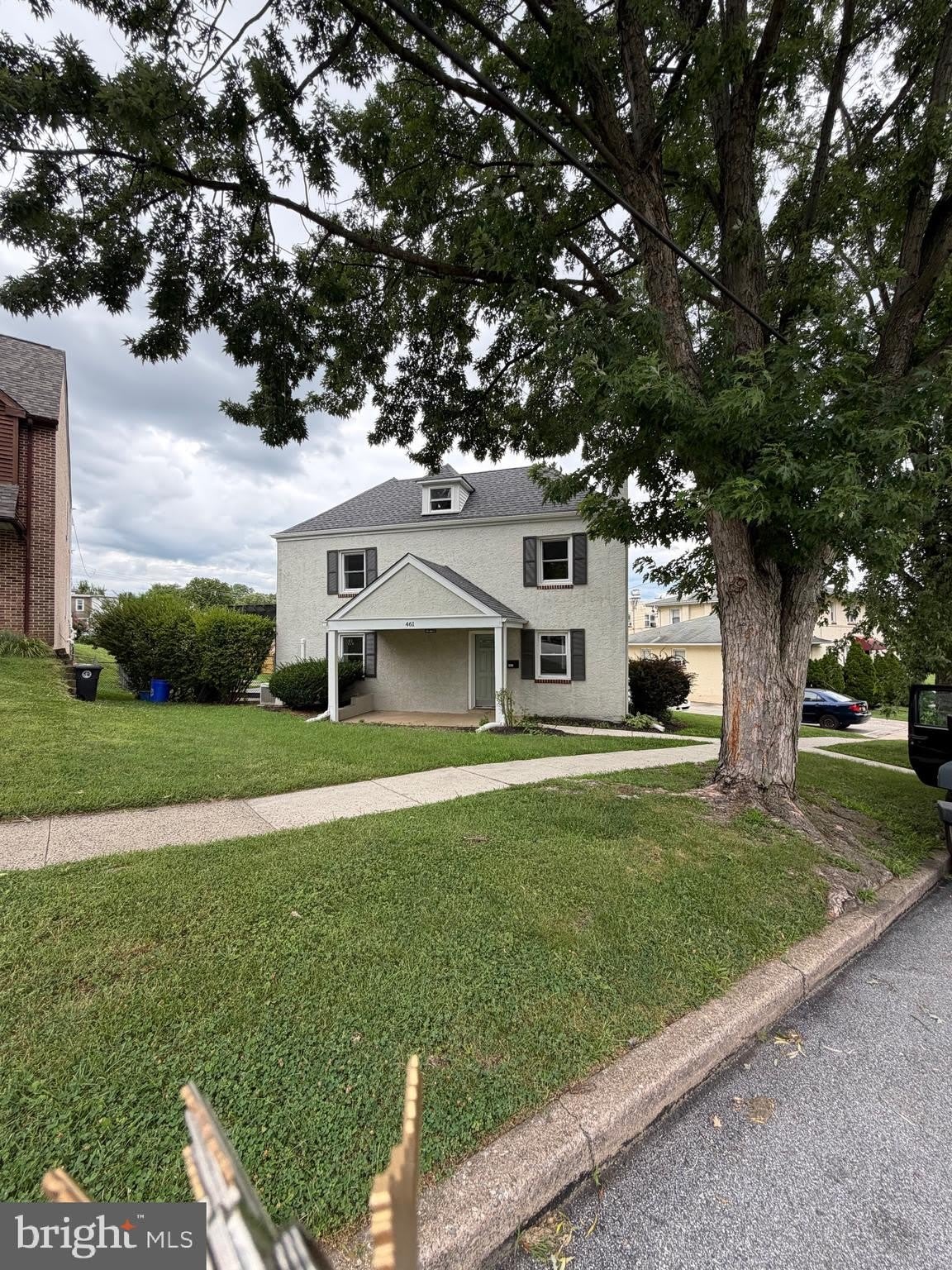 461 W 11Th Avenue – photo 1 of 181