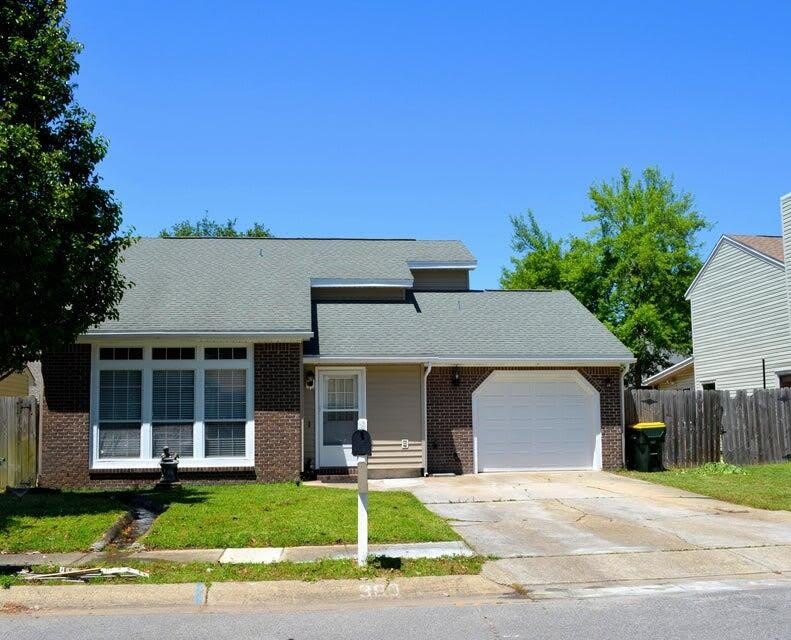 380 NW Canterbury Circle – photo 1
