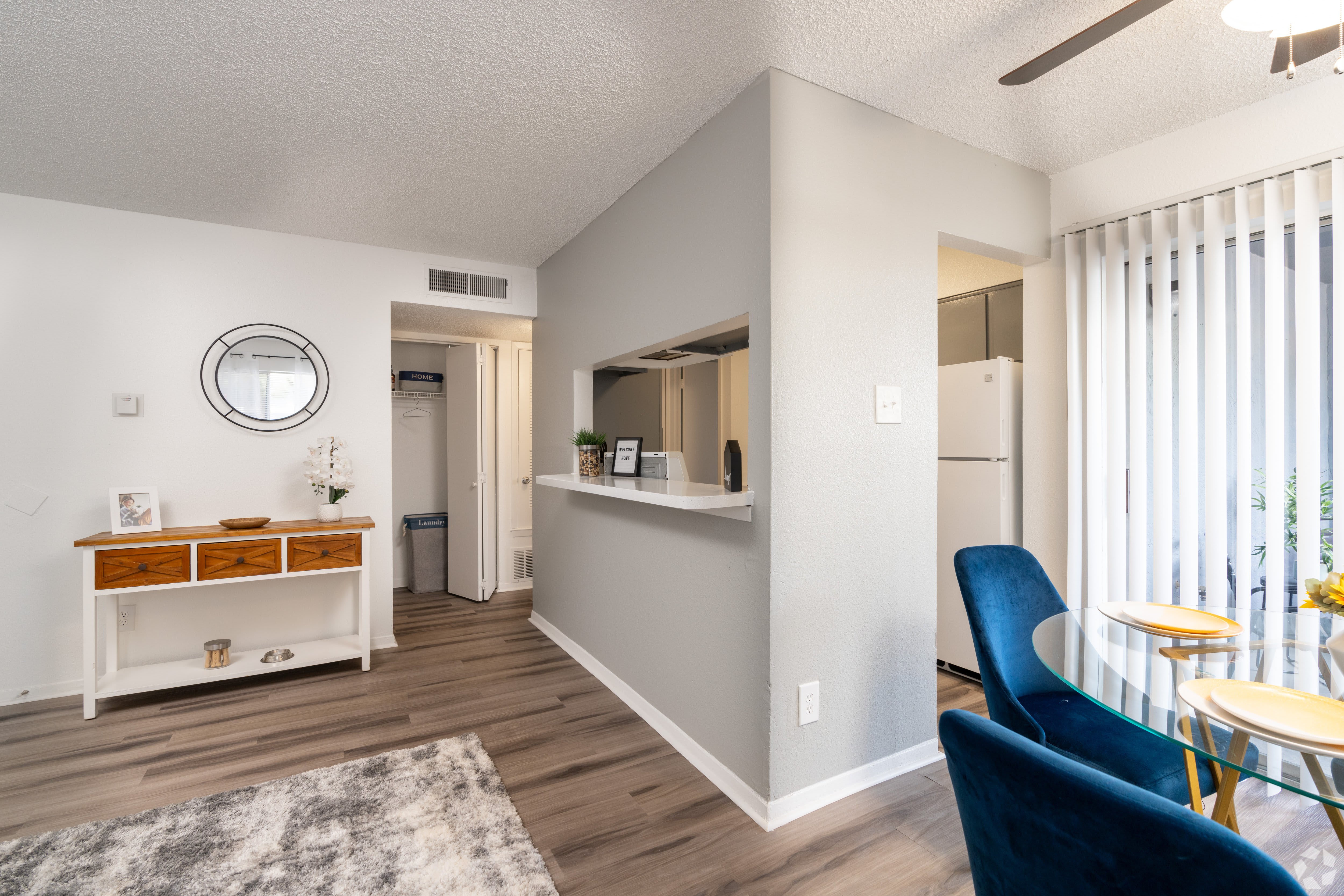 516 South Kansas Street – photo 1