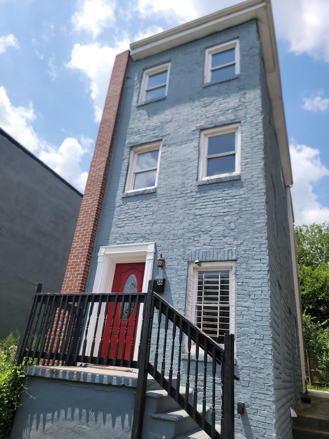 306 N GILMOR – photo 1