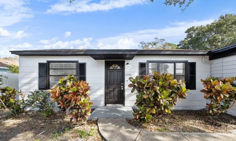 1791 Sylvan Drive – photo 1
