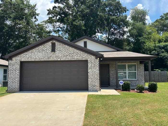 188 Bradford Circle – photo 1