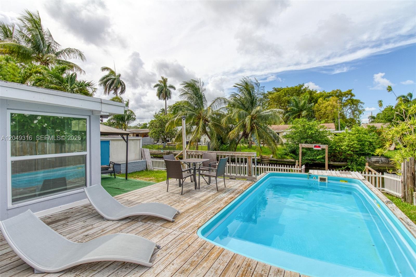 3039 Grant Street – photo 1