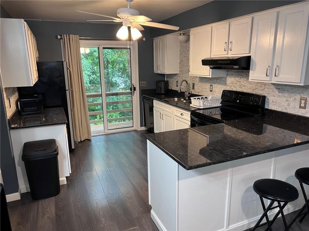 206 Arthurs Way – photo 1 of 23