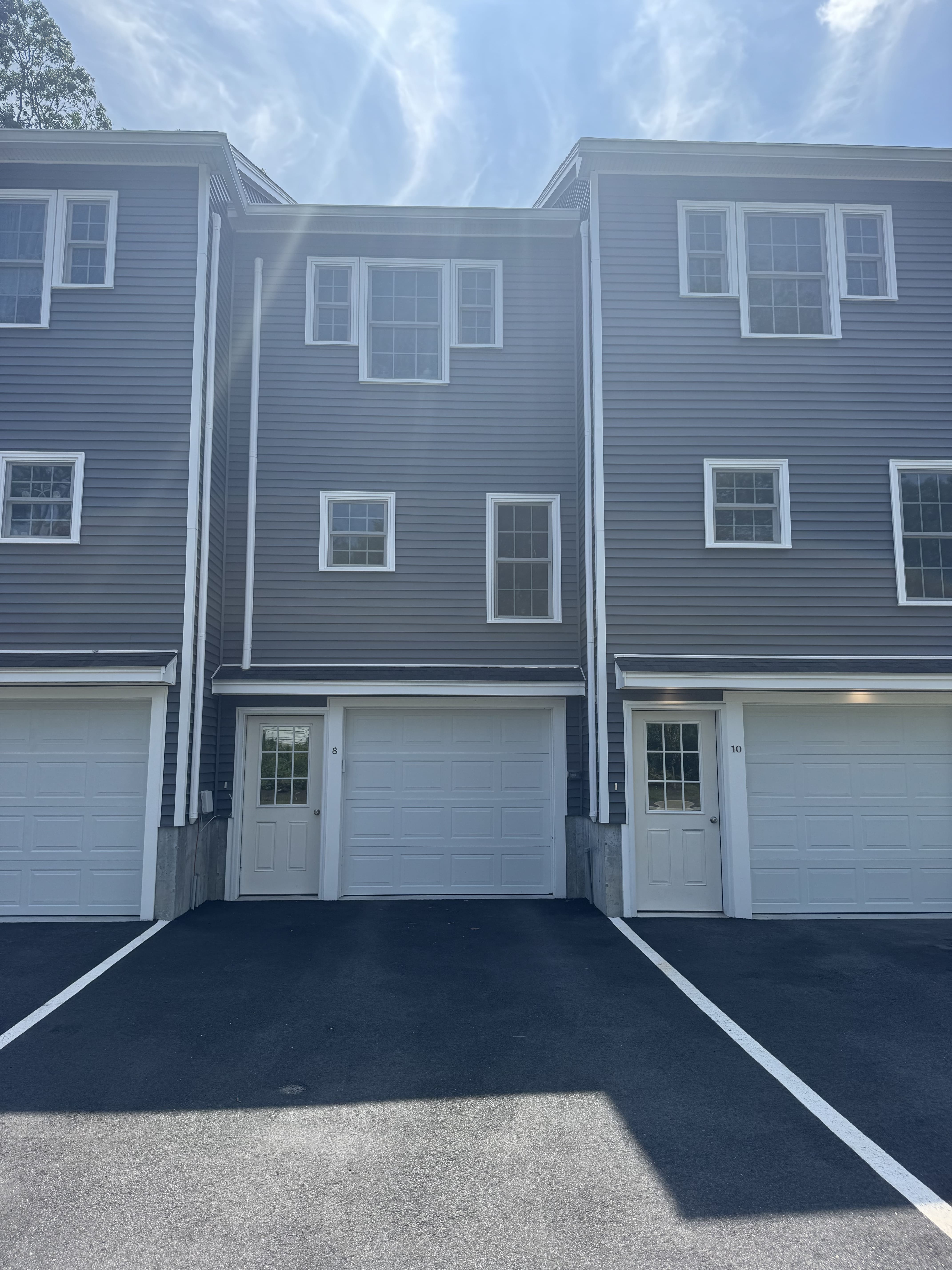 8 Village Wy – photo 1 of 24