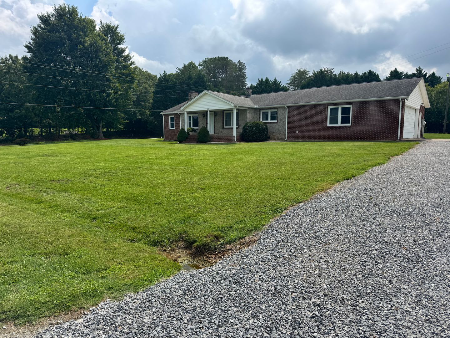 Country Setting but close enough Single Family Home – photo 1 of 41