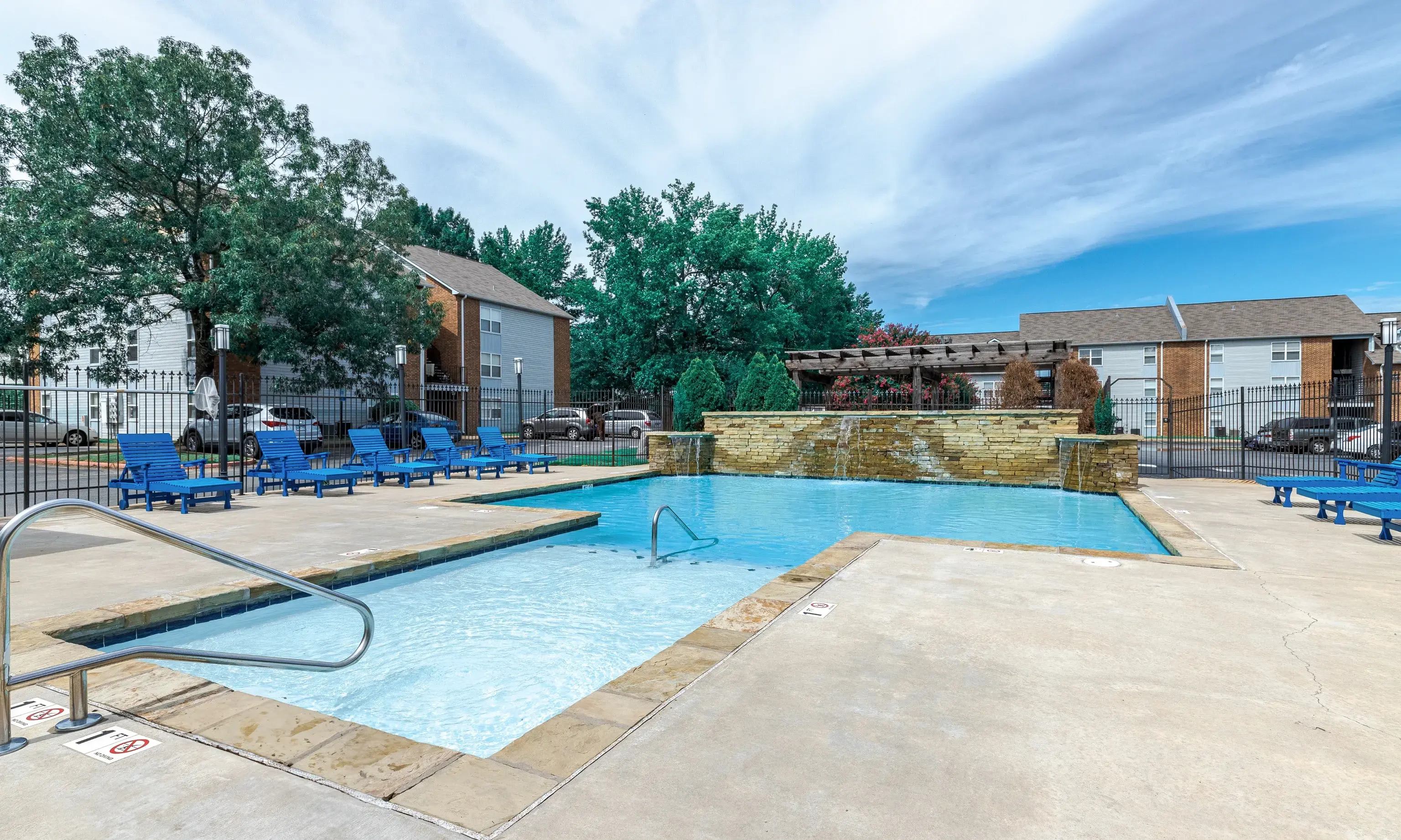 South Oaks – photo 1
