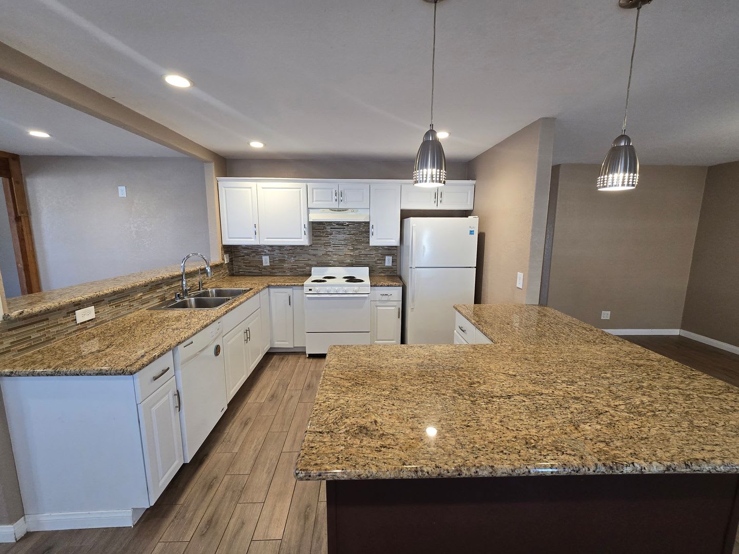 Beautiful home perfect for Stargazing! – photo 1 of 22