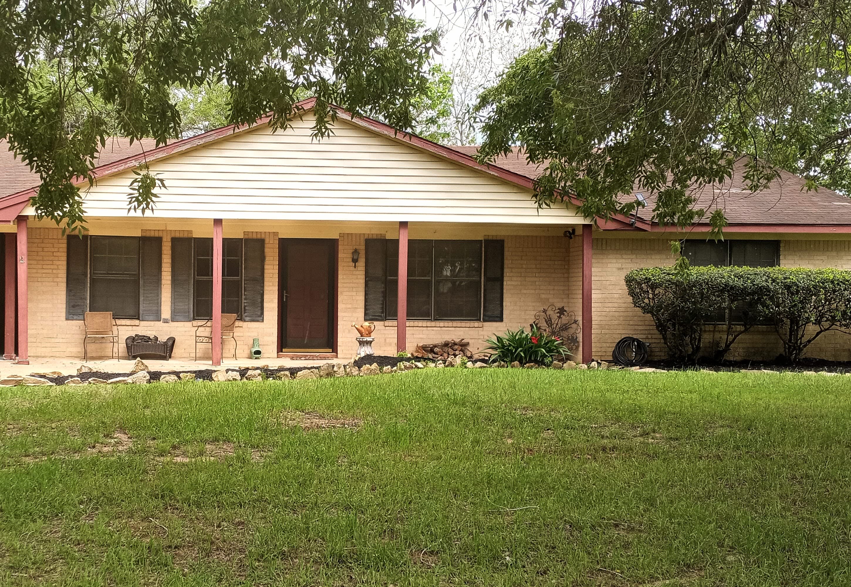 2026 2nd Street – photo 1 of 7