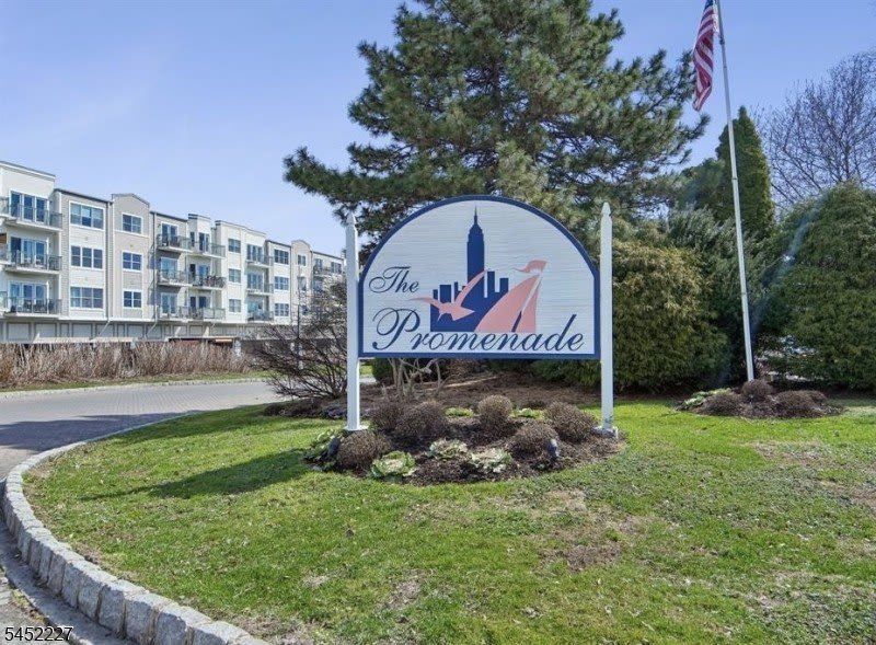 125 The Promenade – photo 1 of 179