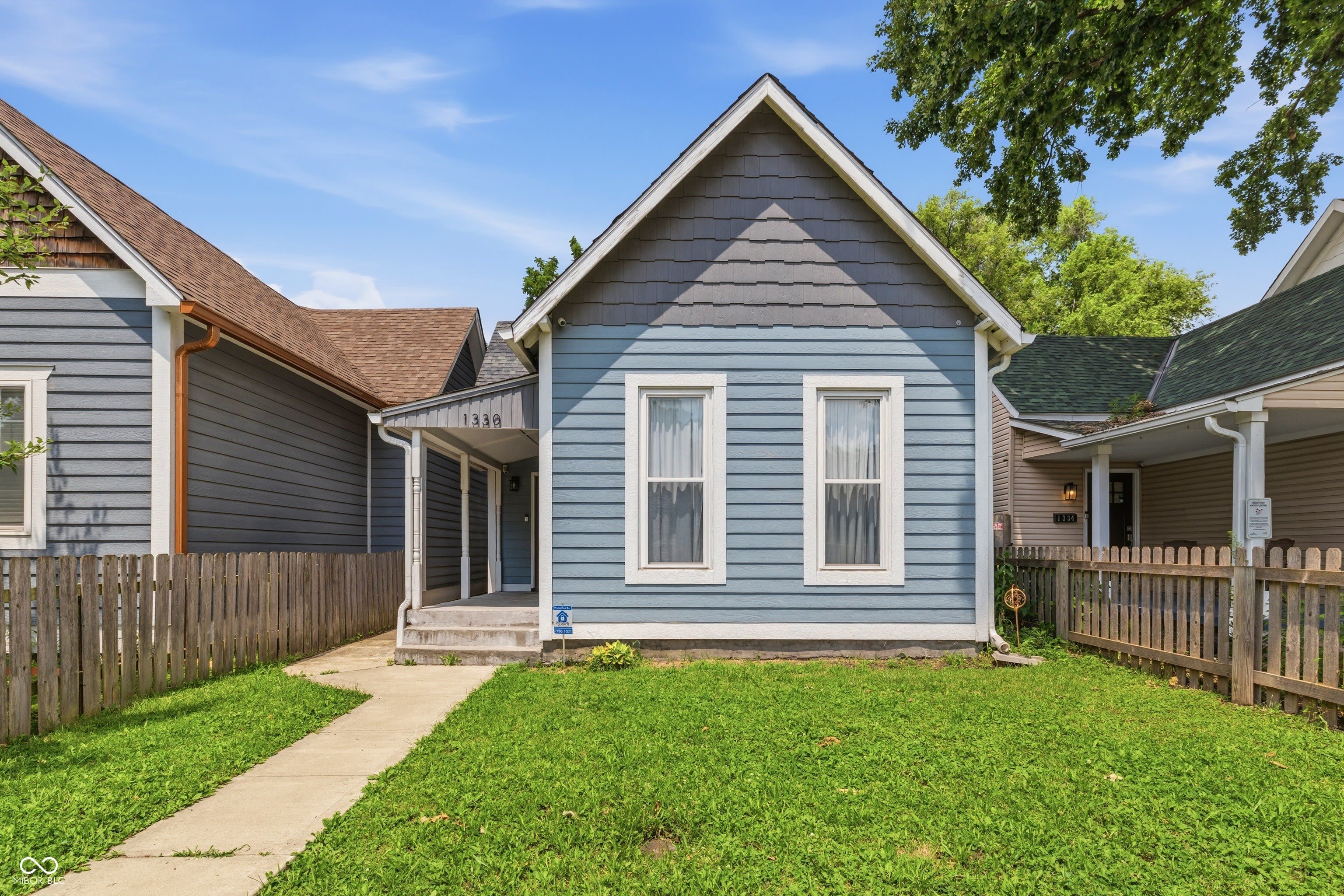 1330 Lexington Avenue – photo 1