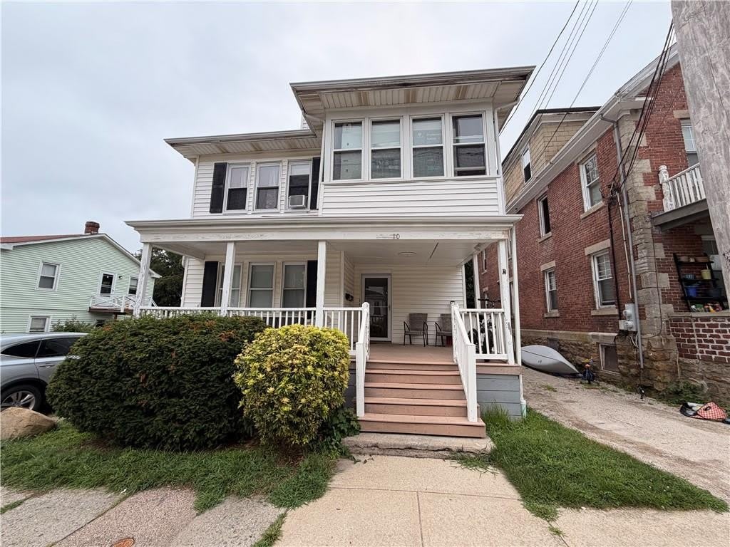 10 Russell Avenue – photo 1