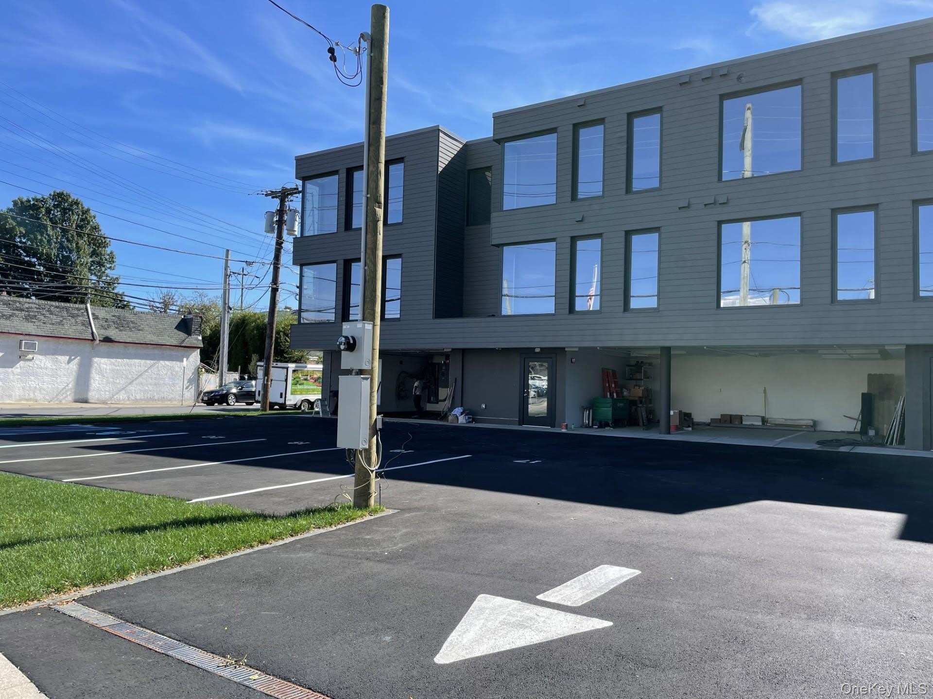 50 Roosevelt Avenue – photo 1 of 3
