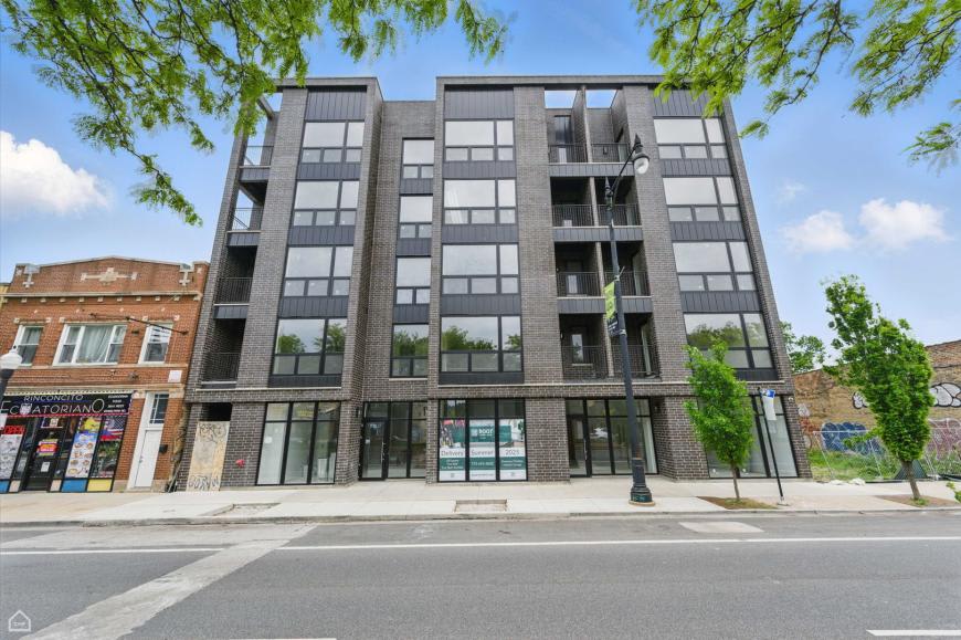 3043 West Irving Park Rd. – photo 1