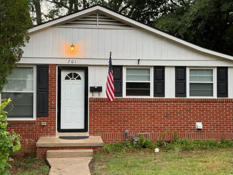 701 South Woodrow Street – photo 1