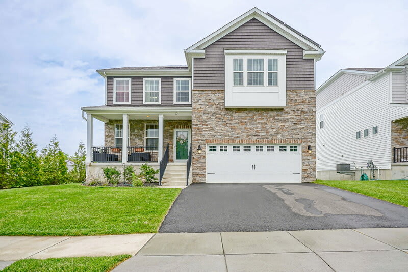 32 Westmont Dr – photo 1