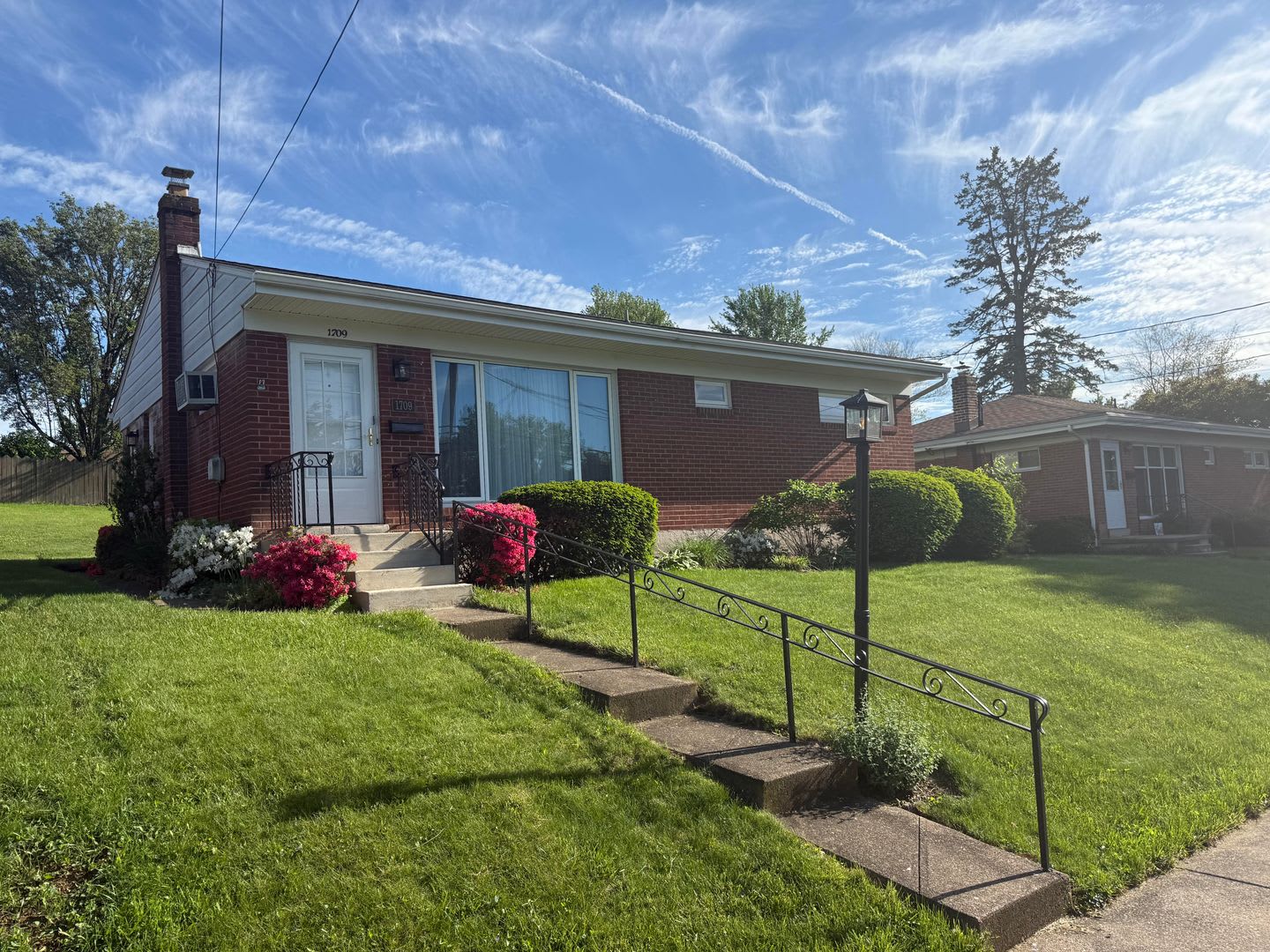 3 Bedroom Home located in Camp Hill PA – photo 1 of 12