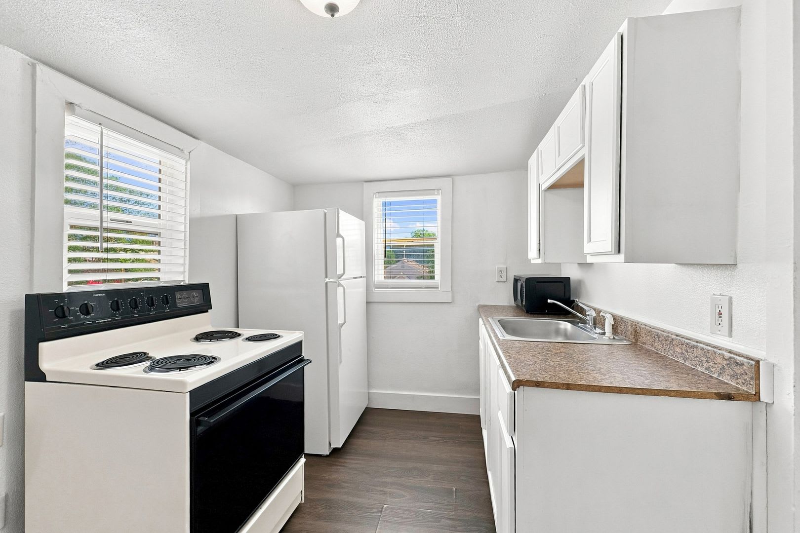 2440 B Avenue – photo 1 of 15
