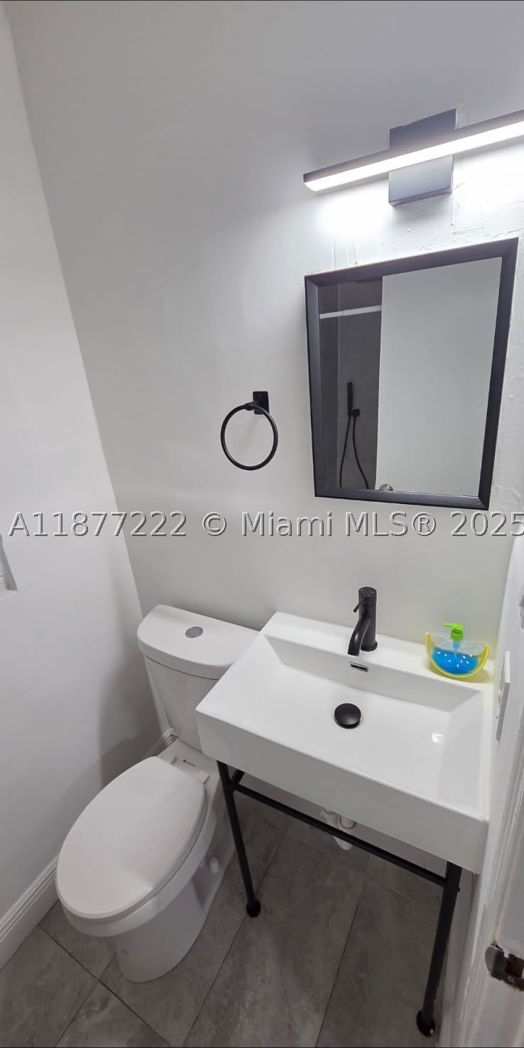 855 Nw 3Rd Ter – photo 1