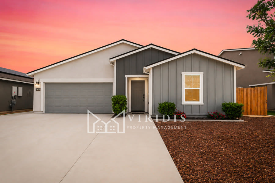 5917 Vespucci Avenue – photo 1