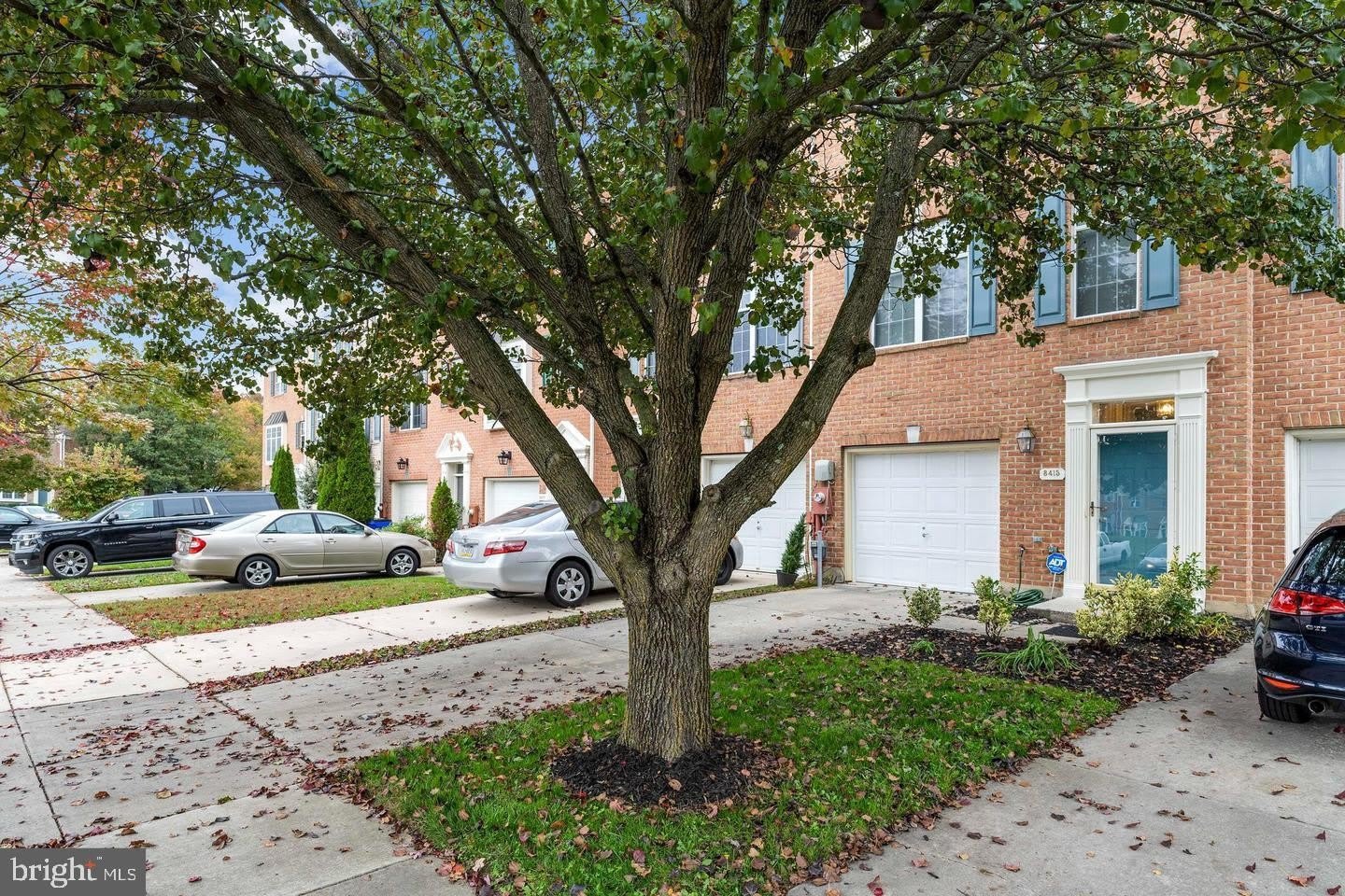 8415 Gold Sunset Way – photo 1 of 349
