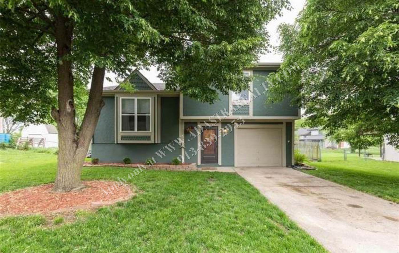 Updated 3 Bed 2 Bath Home in Gardner-Available NOW!! – photo 1 of 13
