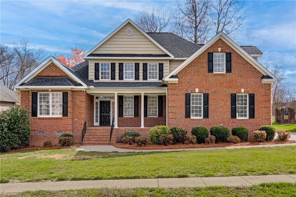 5708 Mabe Drive – photo 1