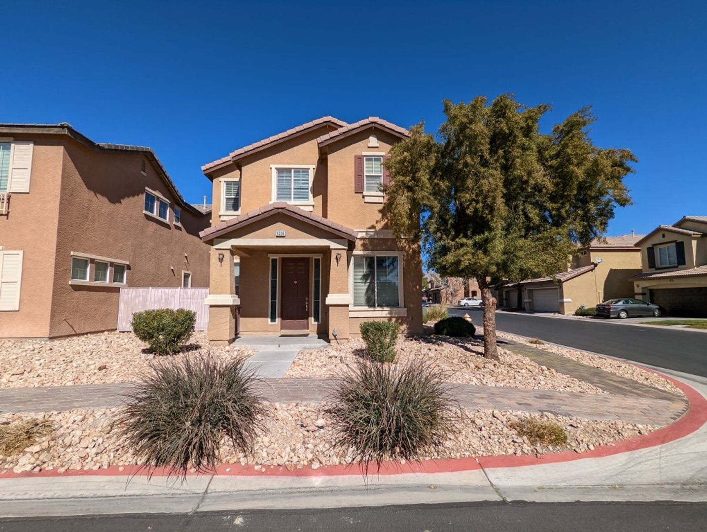 4316 HERA TEMPLE AVE – photo 1