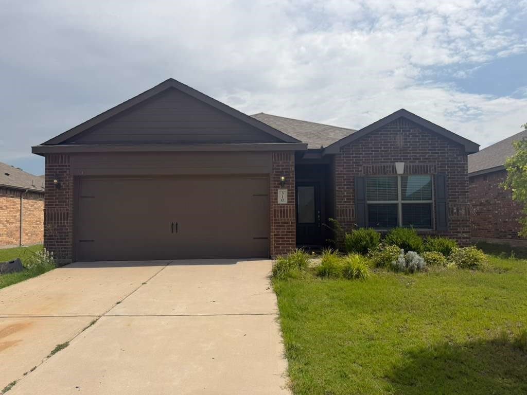 310 Foster Lane – photo 1