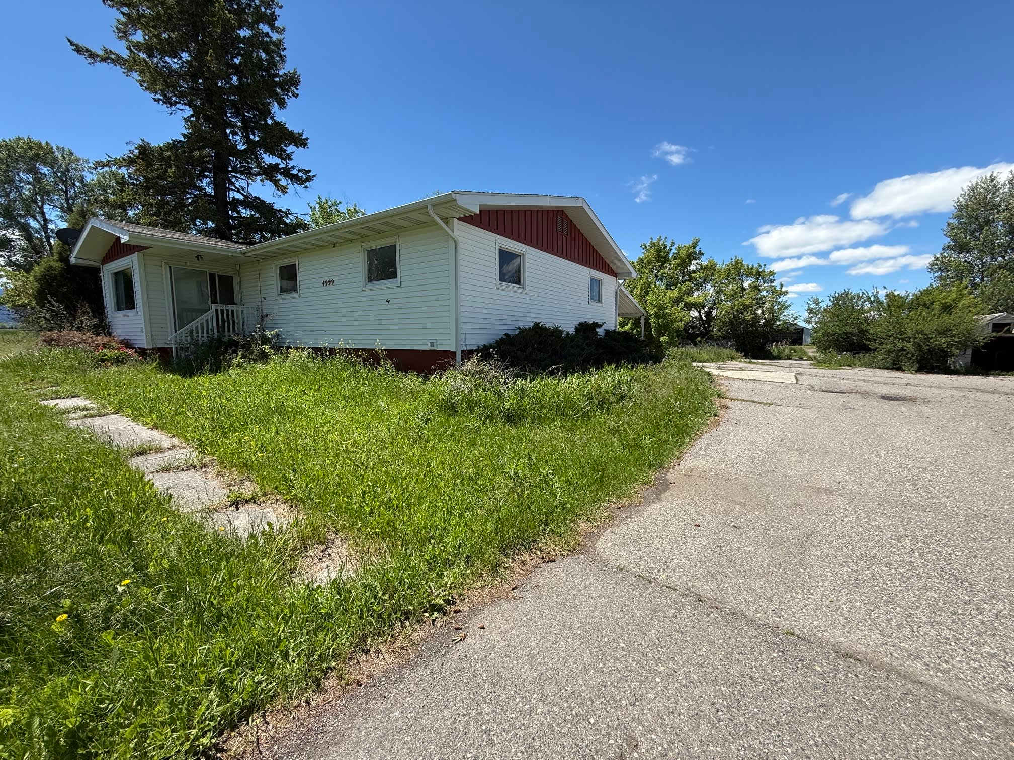 4999 S 19th – photo 1 of 24