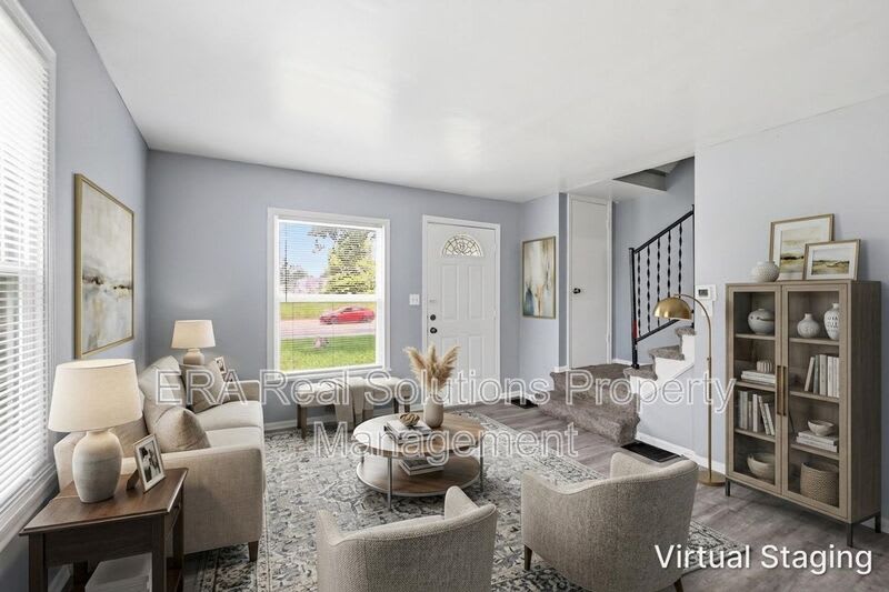 2065 W Mound St – photo 1